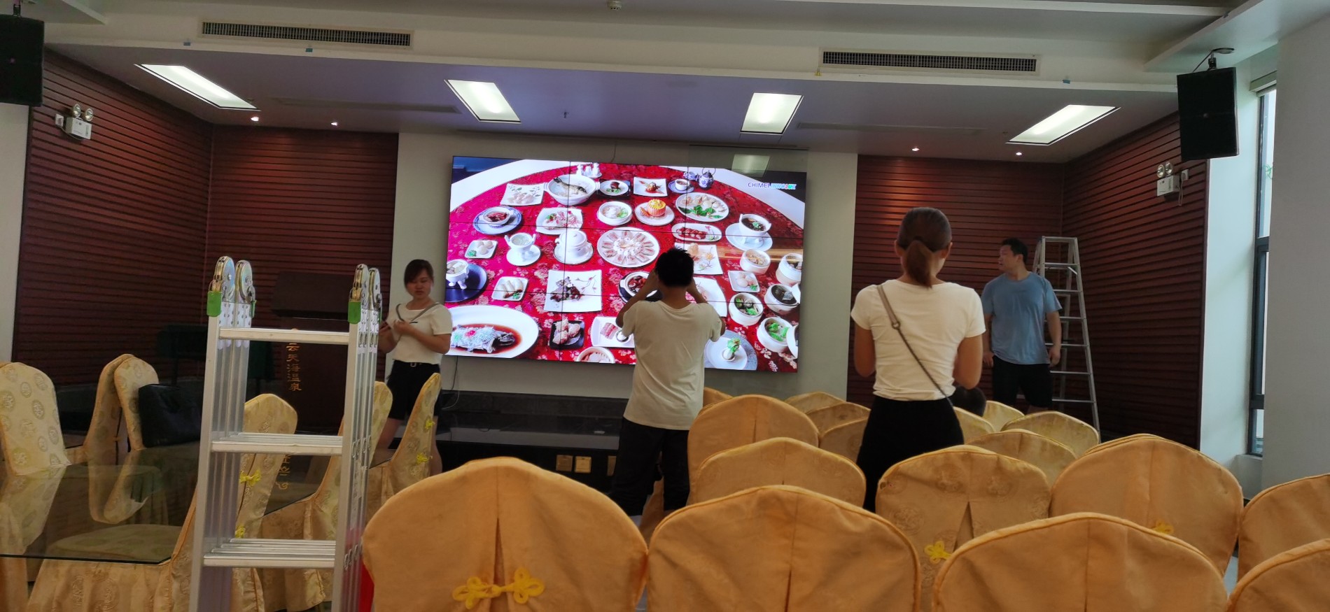韶关新丰云天海会议室.jpg